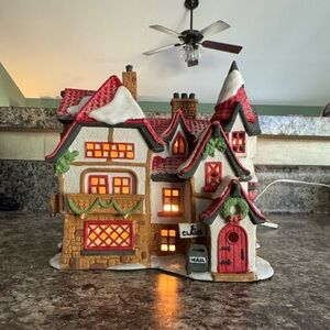 Department 56 - SANTA'S WORKSHOP  Heritage Village Collection North Pole Series